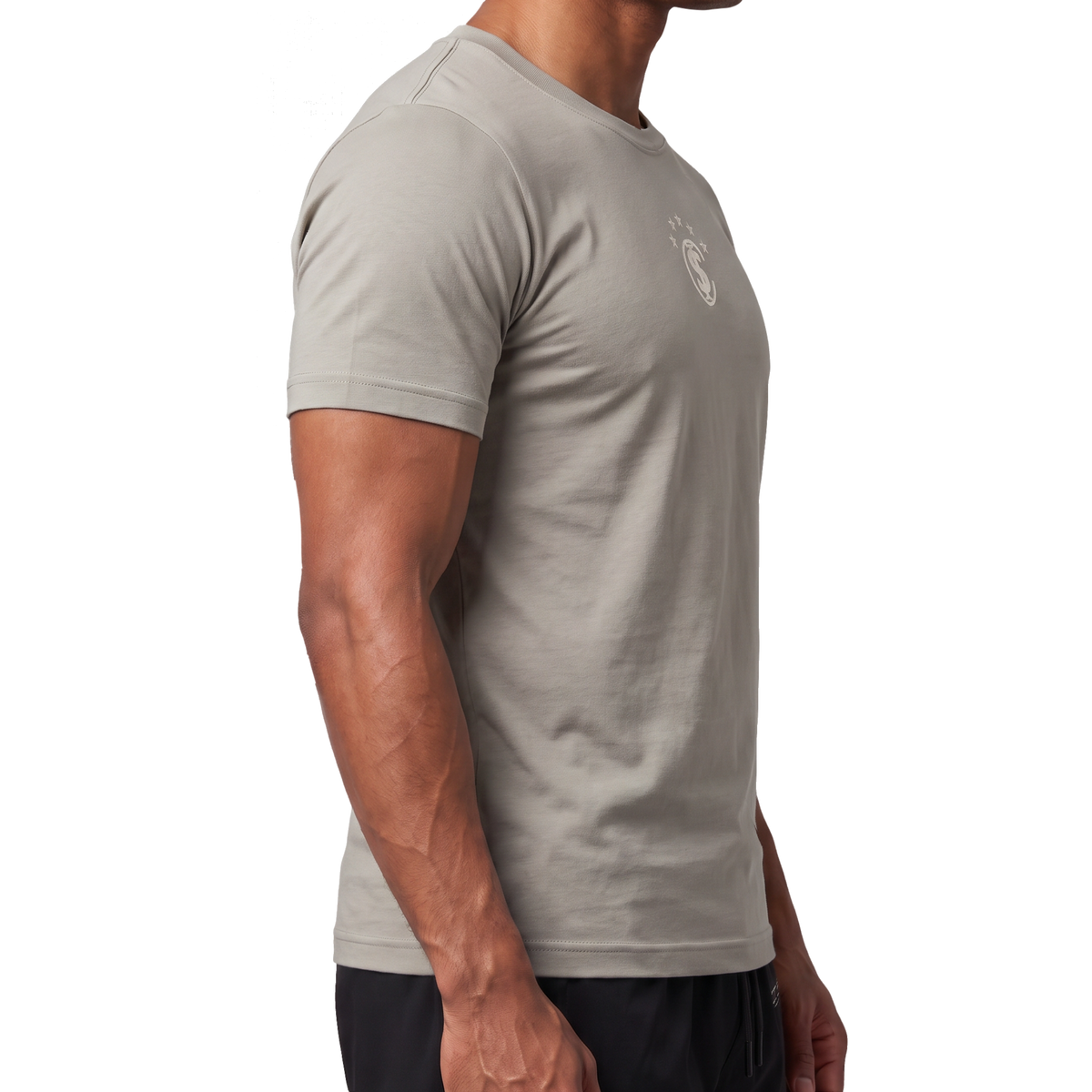 Tee Essentials Bege com modelo, foto 6