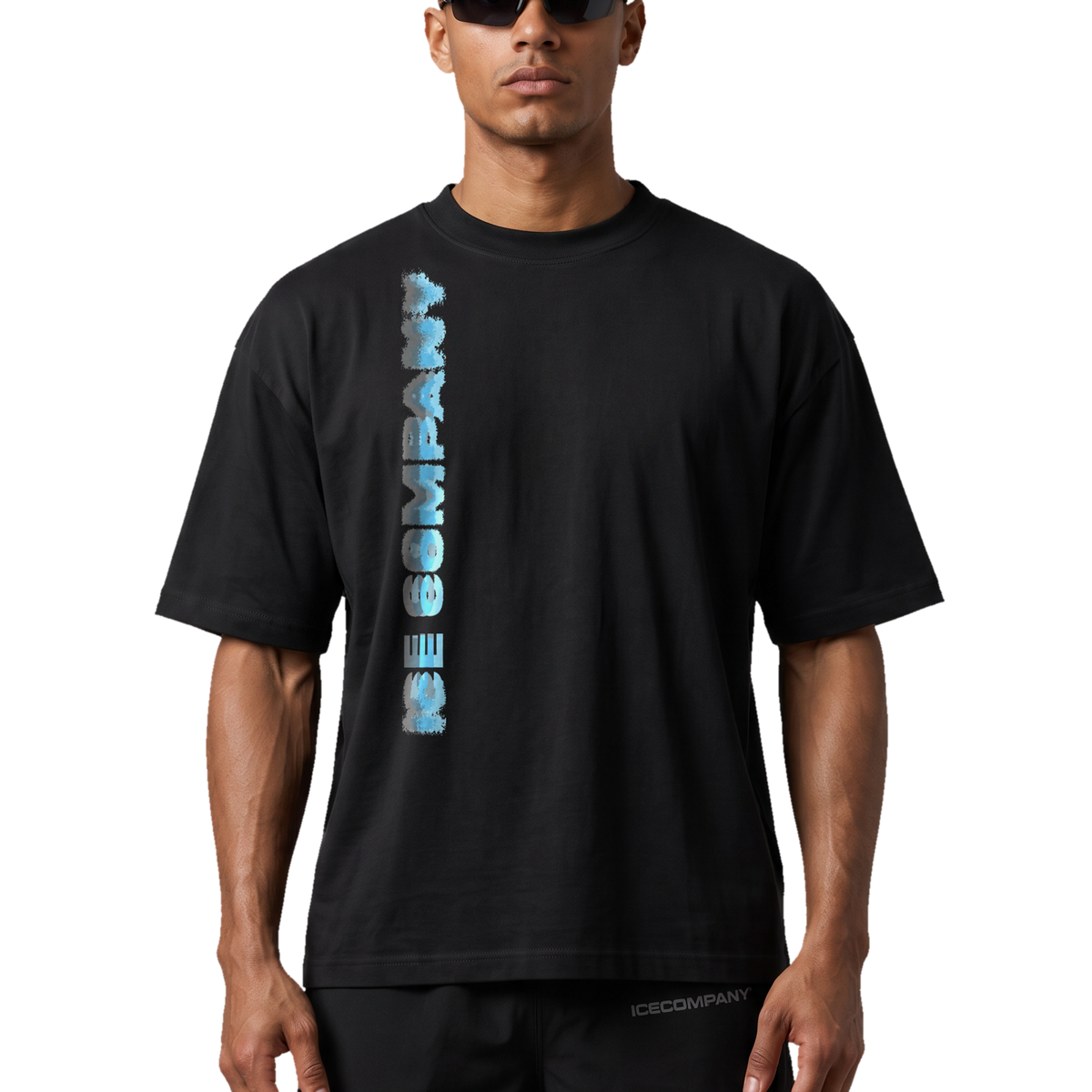 Tee SIGNAL com modelo, foto 1